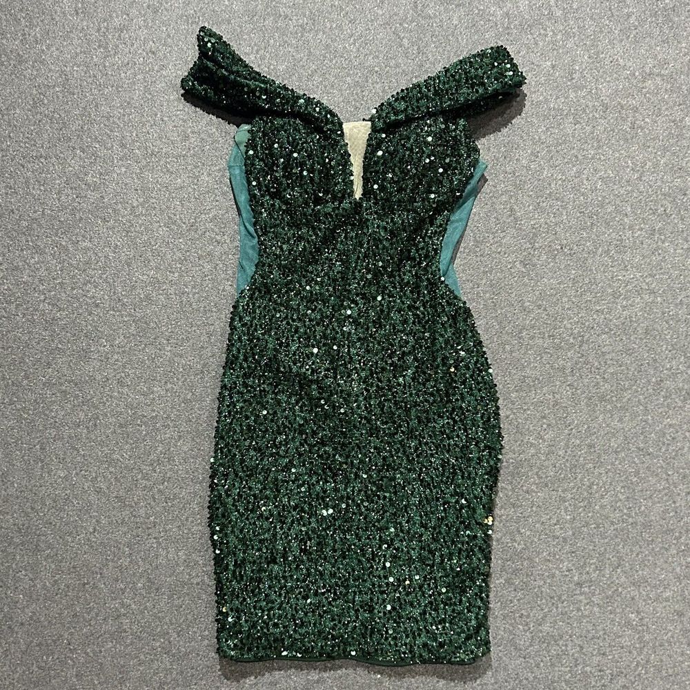 Cinderella Divine Ladies Emerald Green Bodycon Sequin Plunge V Prom Dress Small